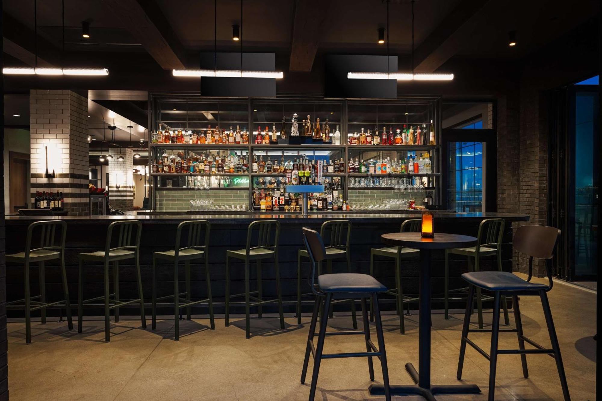 Hotel Nickel Plate Fishers, Tapestry Collection By Hilton Exteriér fotografie