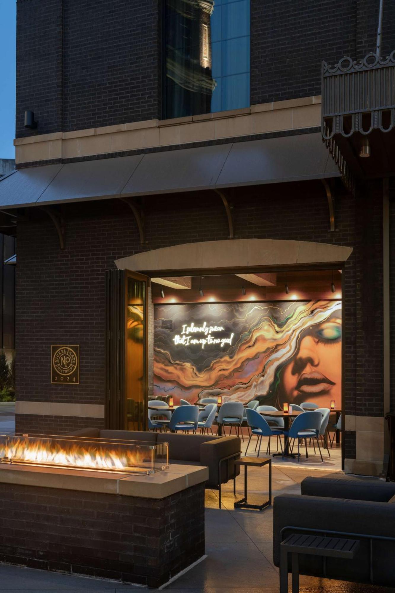 Hotel Nickel Plate Fishers, Tapestry Collection By Hilton Exteriér fotografie